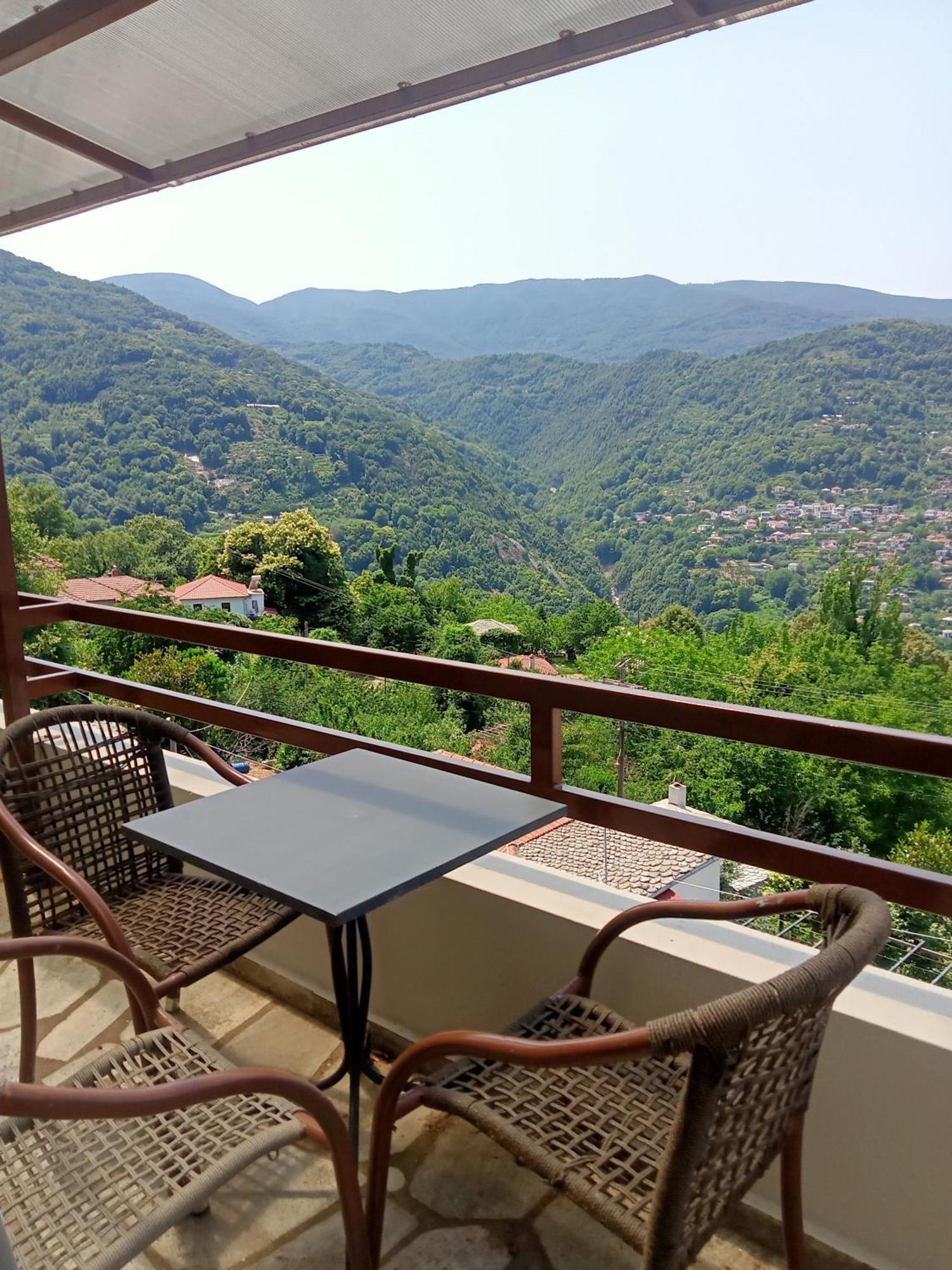 Apartment Kallisti *