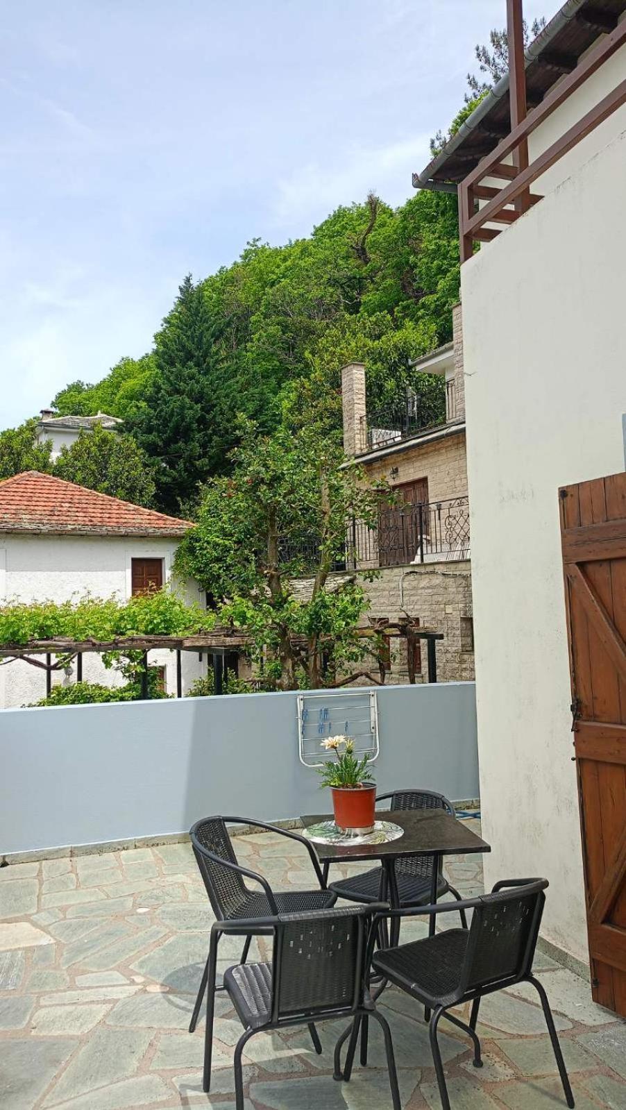 Kallisti Apartment